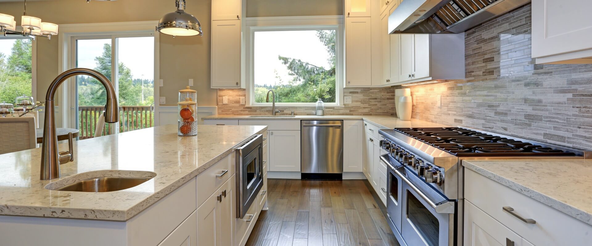 Stylish Kitchen Renovation from Awesome Home Renovations