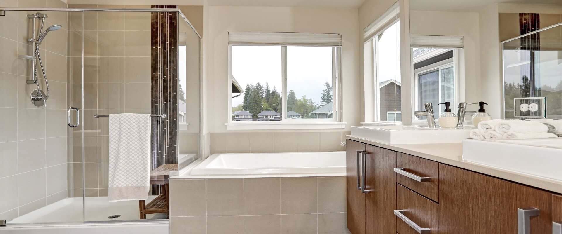 Modern Bathroom Renovation from Awesome Home Renovations